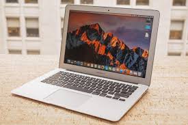 MacBook Air (2017 Model)
